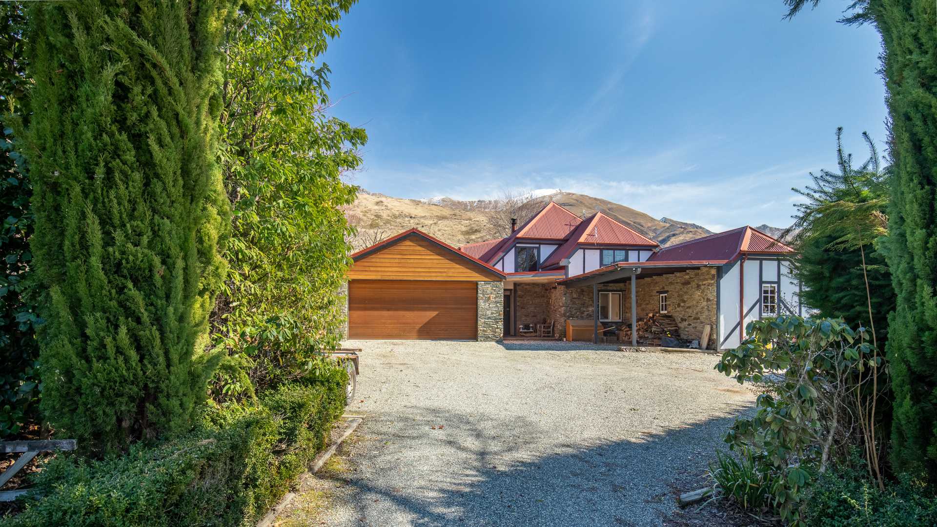 Wanaka Stonehouse - Entrance